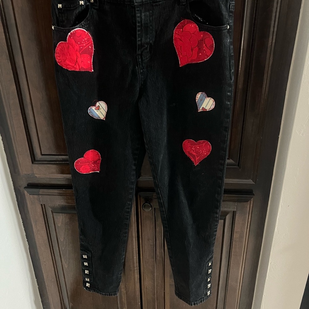 Up by Diane Gilman Black Denim Red Heart Patch
Jeans Valentine Statement 12P